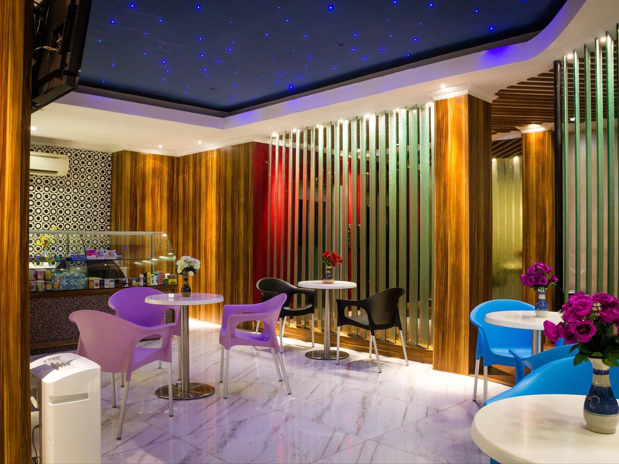 Madu Inn Jakarta Exterior photo